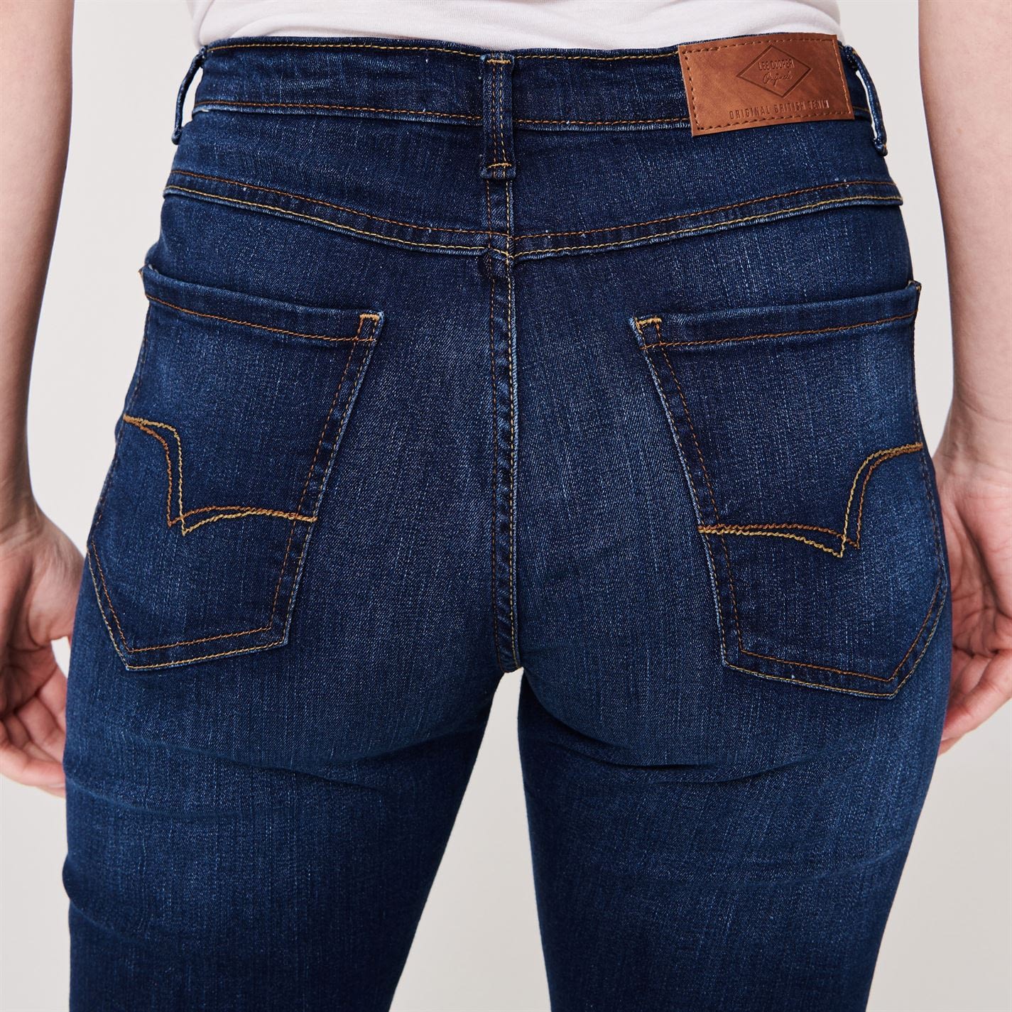 lee cooper cropped jeans